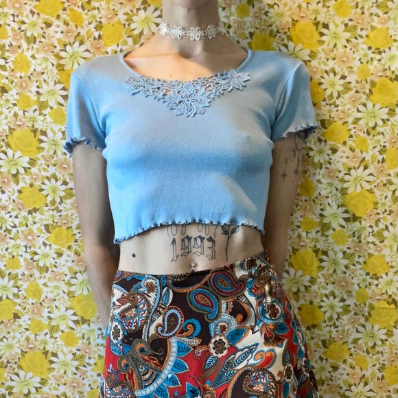 Unknown Tops - Women’s vintage boho baby blue crop top